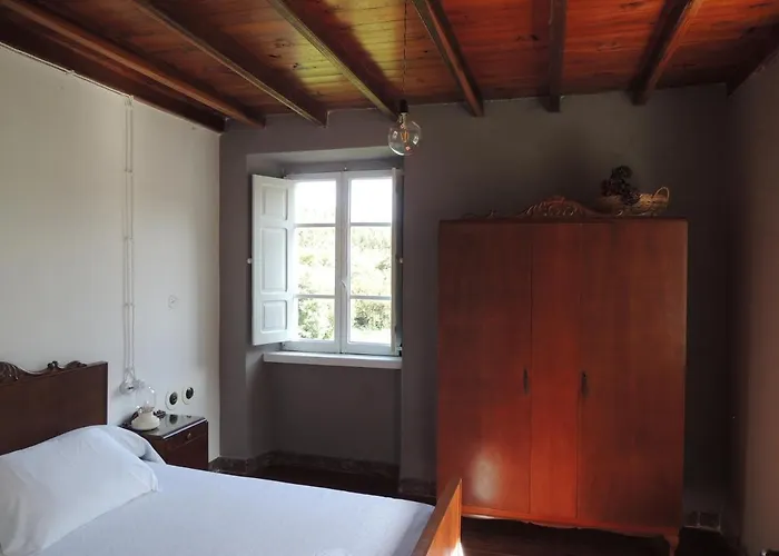 Pumarada De Oirin Ferienhaus